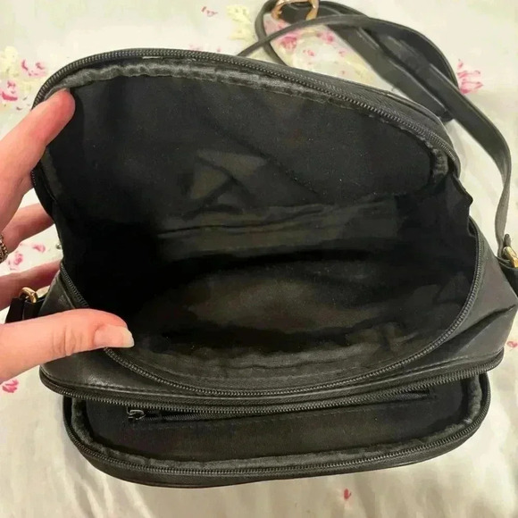 Aigner Crossbody Bag - Picture 7 of 12